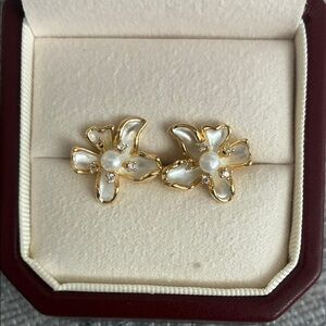Elegant Gold and White Floral Earrings